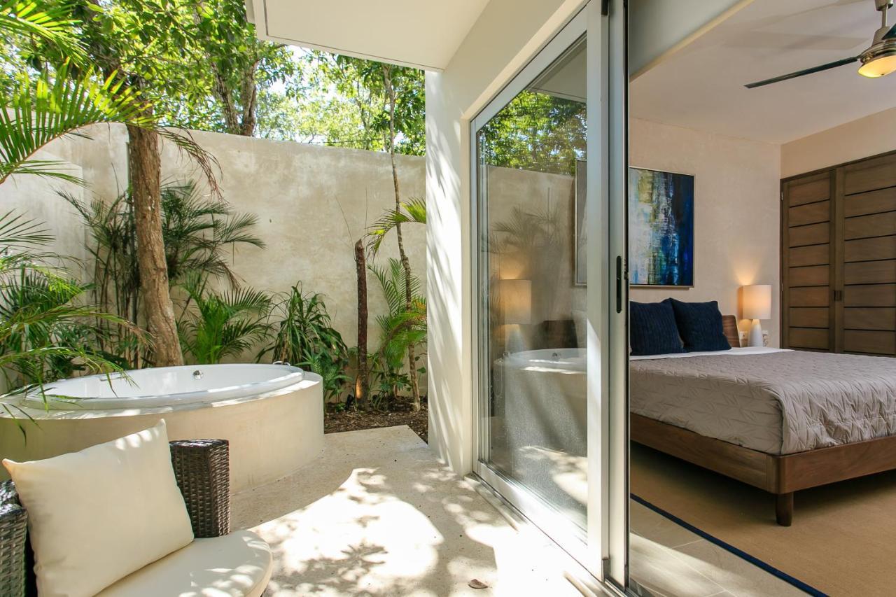 Charming Nature-Inspired Condos With Sultry Surroundings By Stella Rentals 图卢姆 外观 照片
