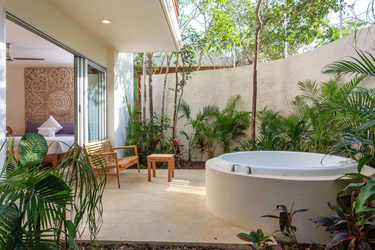 Charming Nature-Inspired Condos With Sultry Surroundings By Stella Rentals 图卢姆 外观 照片